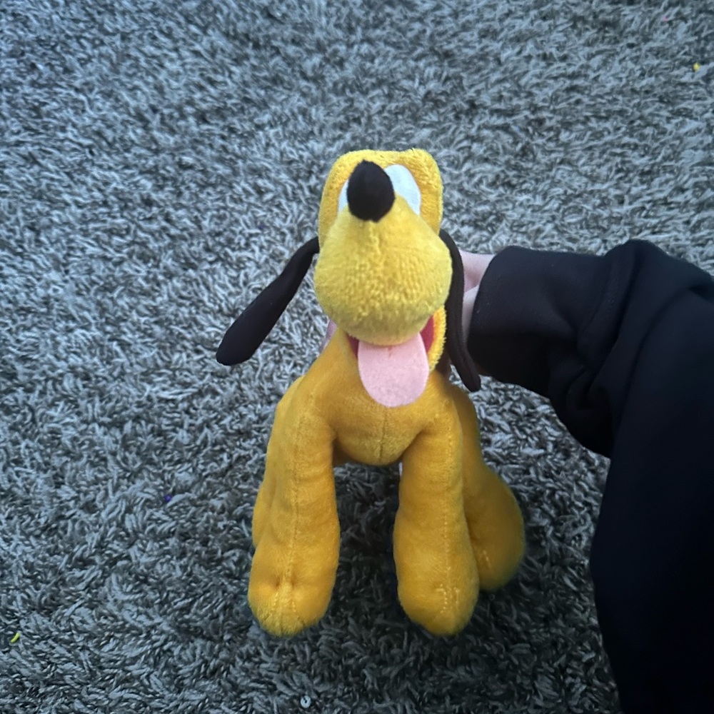 Pluto plushie|mickey mouse club house toy